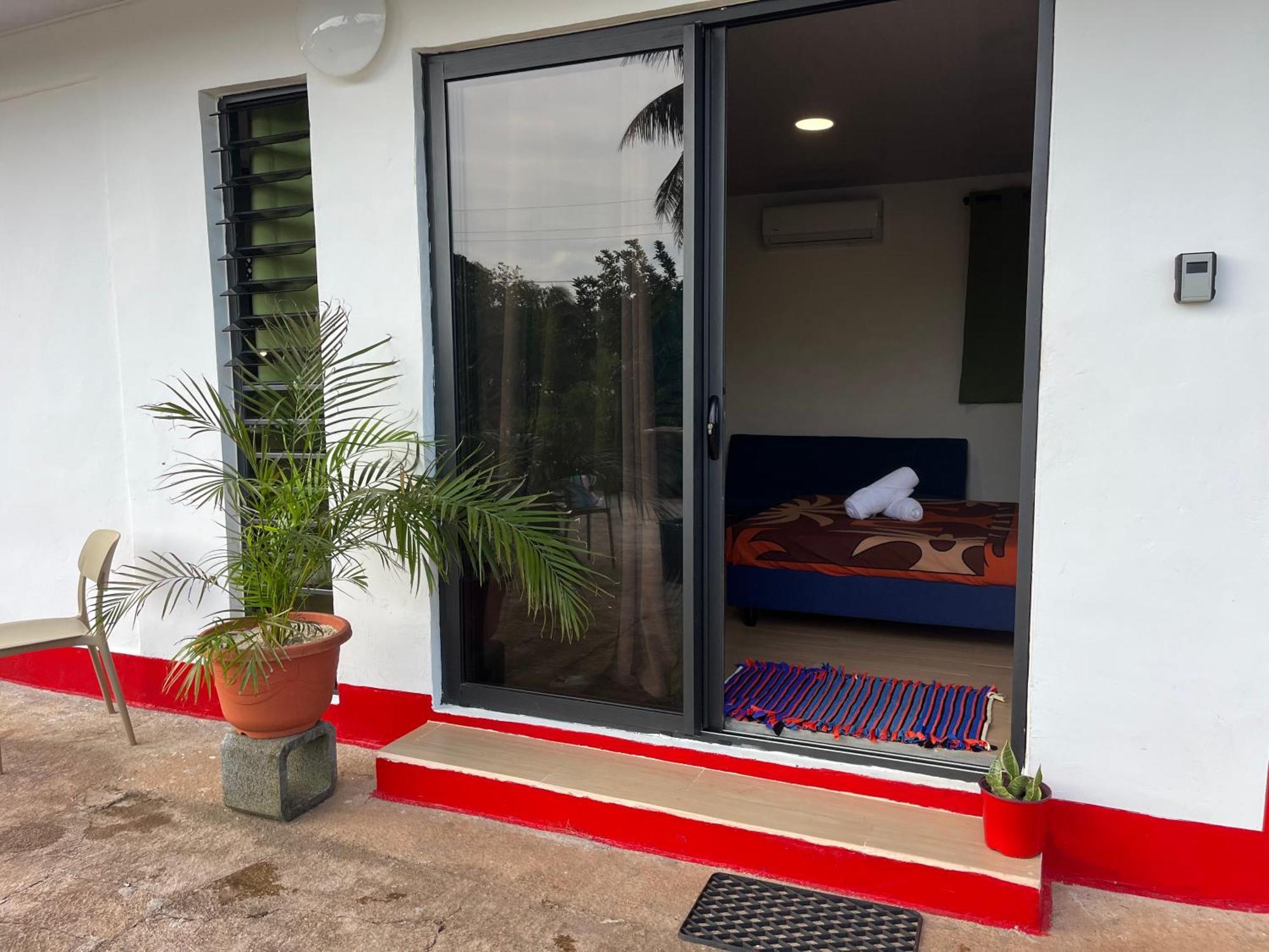 Manatini Lodge Faie ภายนอก รูปภาพ